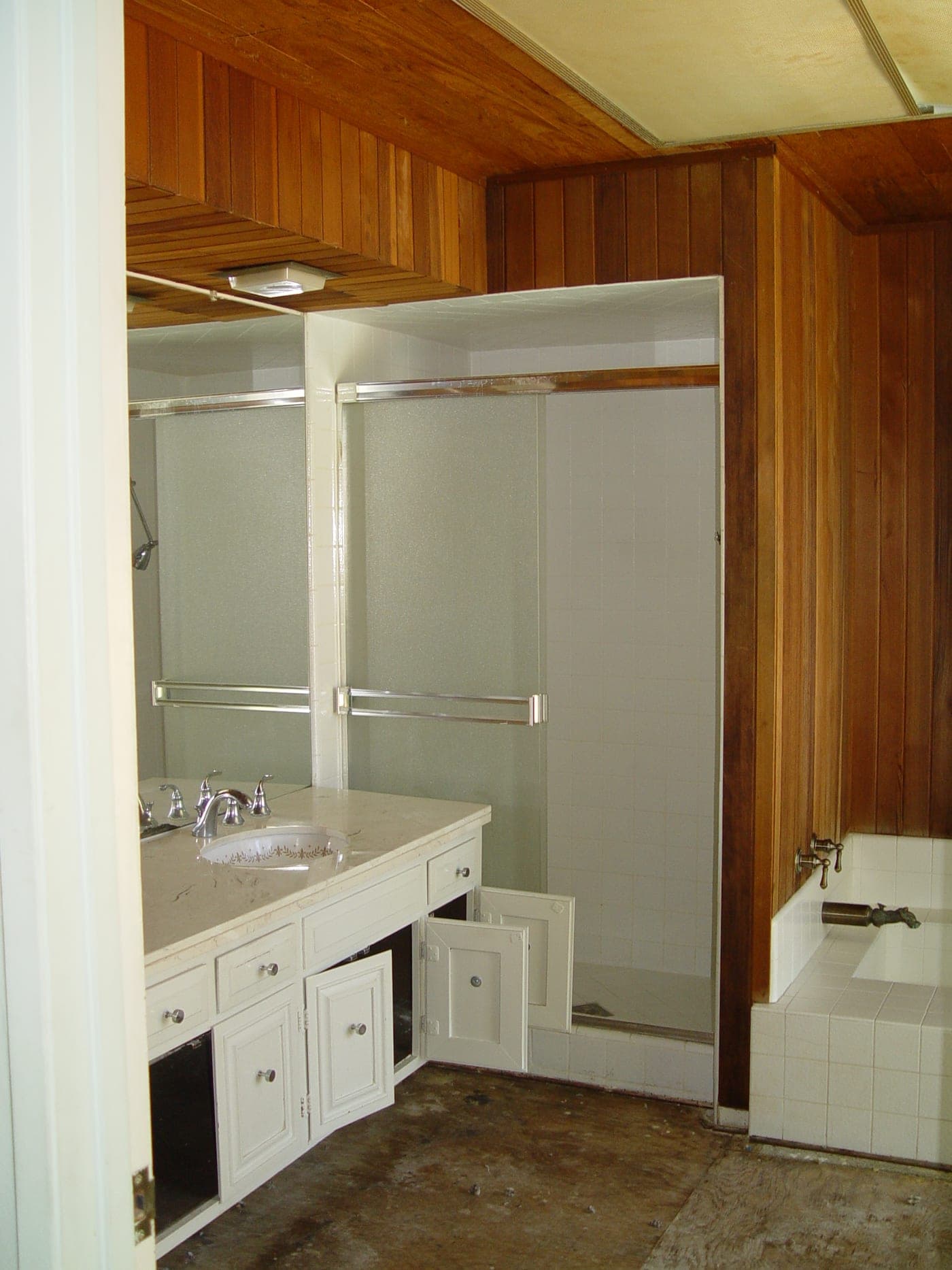 Woodland Hills Primary Bath — Before photo 1