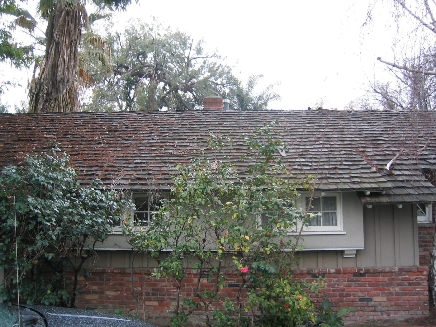 Los Angeles Roof Replacement — Before photo 1